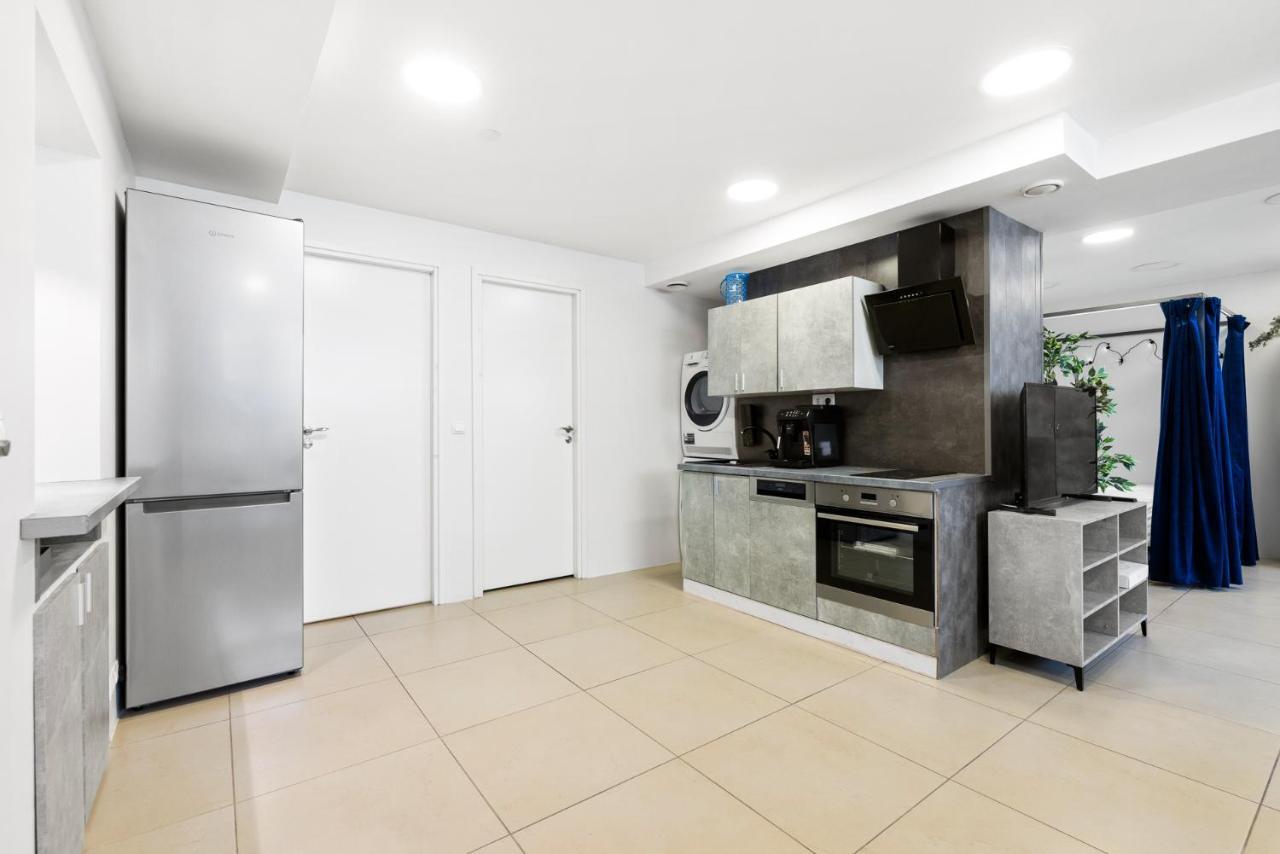 Sirena Apartment - Self Check-In And Free Parking Tallinn Luaran gambar